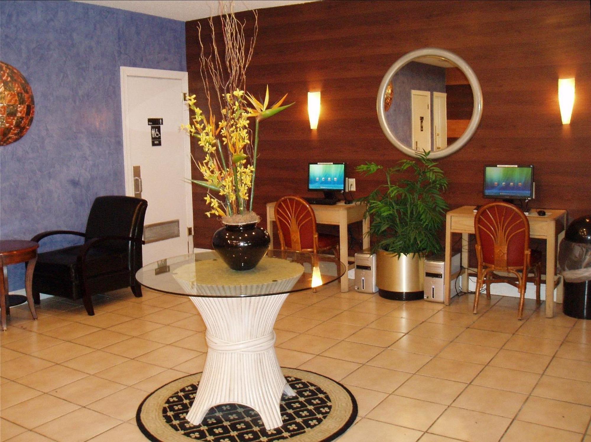 Red Carpet Inn Airport פורט לודרדייל מראה פנימי תמונה